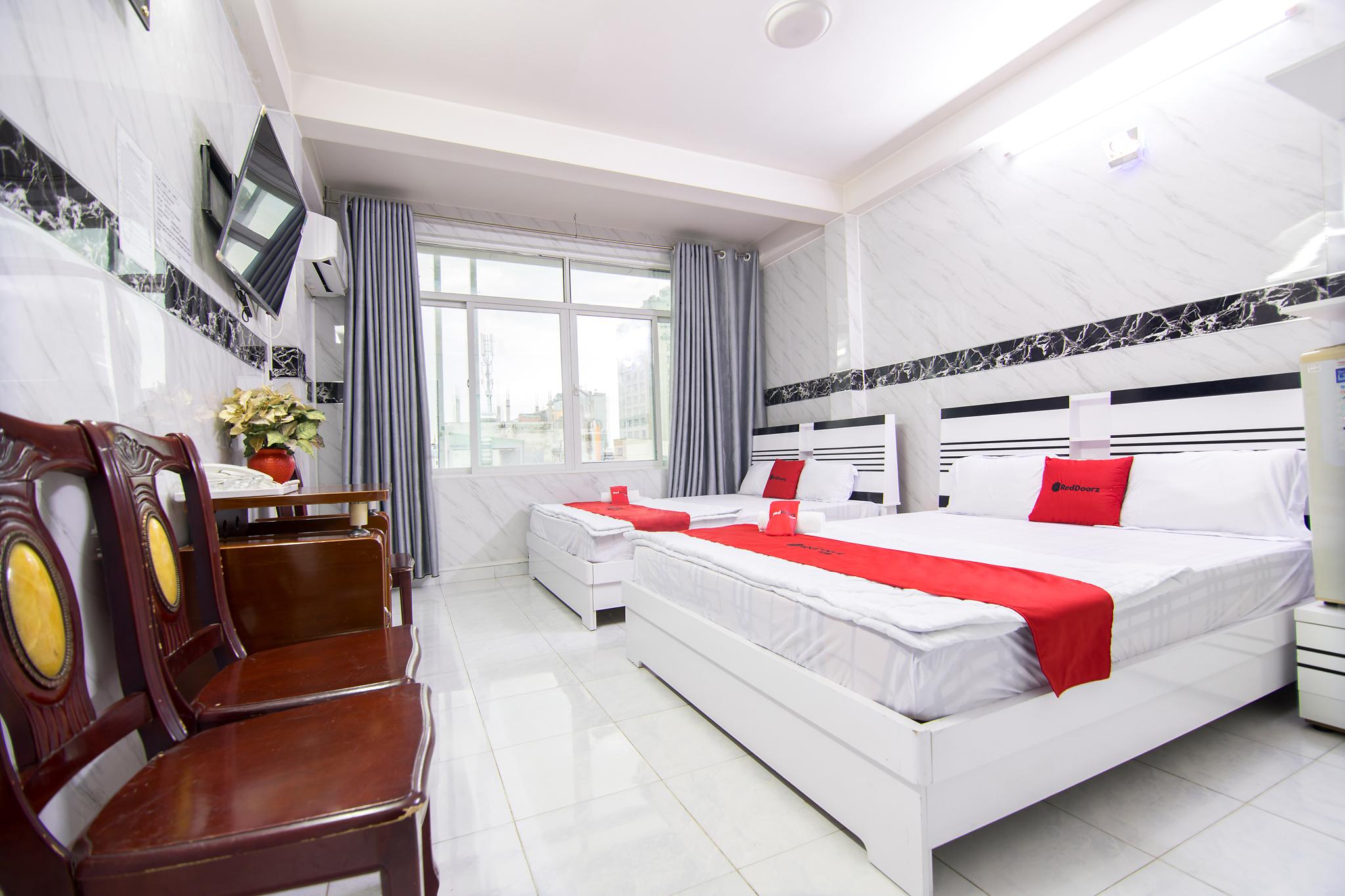 Reddoorz Plus Near Ben Thanh Market Ho Chi Minh City Exterior photo